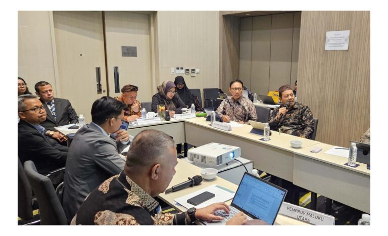 Rektor UIN Syekh Wasil Kediri Presentasi Uji Publik Keterbukaan Informasi 2025